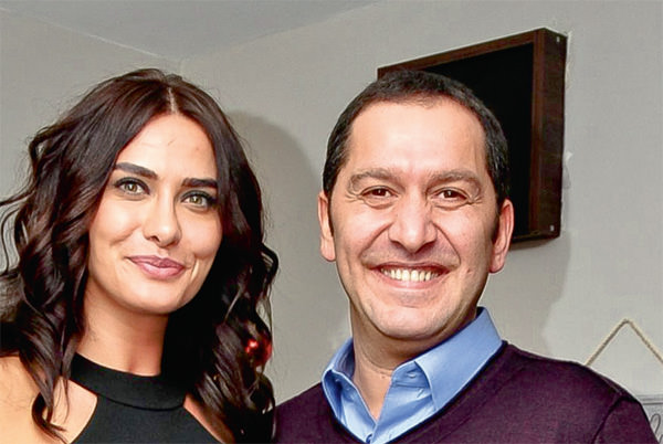 Cemiyet dünyasının ünlüleri aşkı sanat camiasında buldu