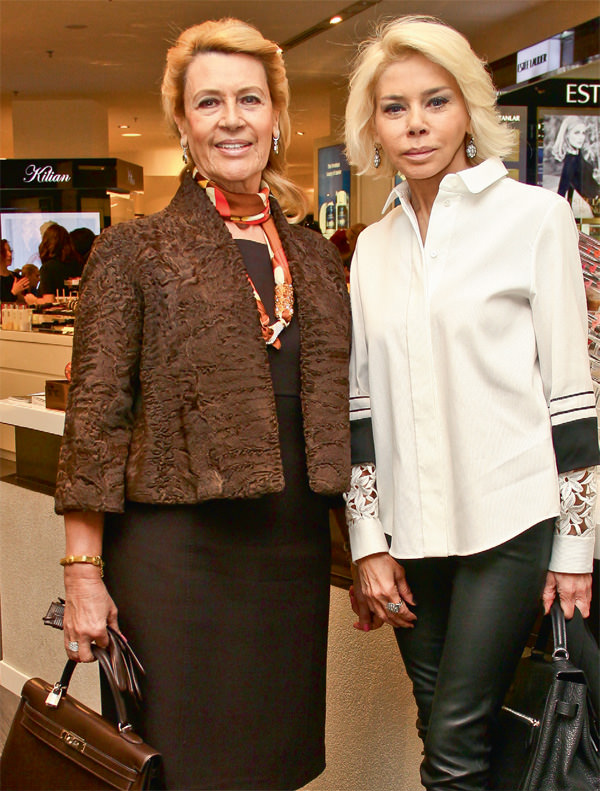 Paris'ten İstanbul'a parfüm tanıtmaya geldi