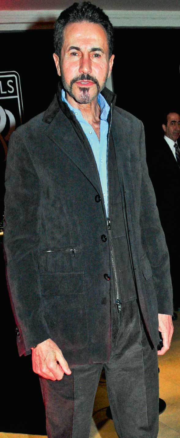 İlk showroom'a görkemli açılış