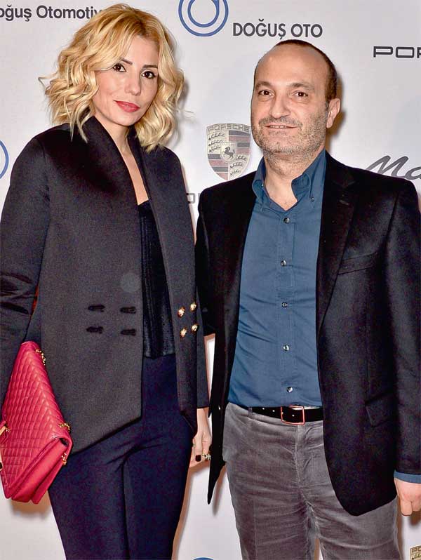 Doğu Avrupa'nın en büyük Porsche Showroom'u açıldı