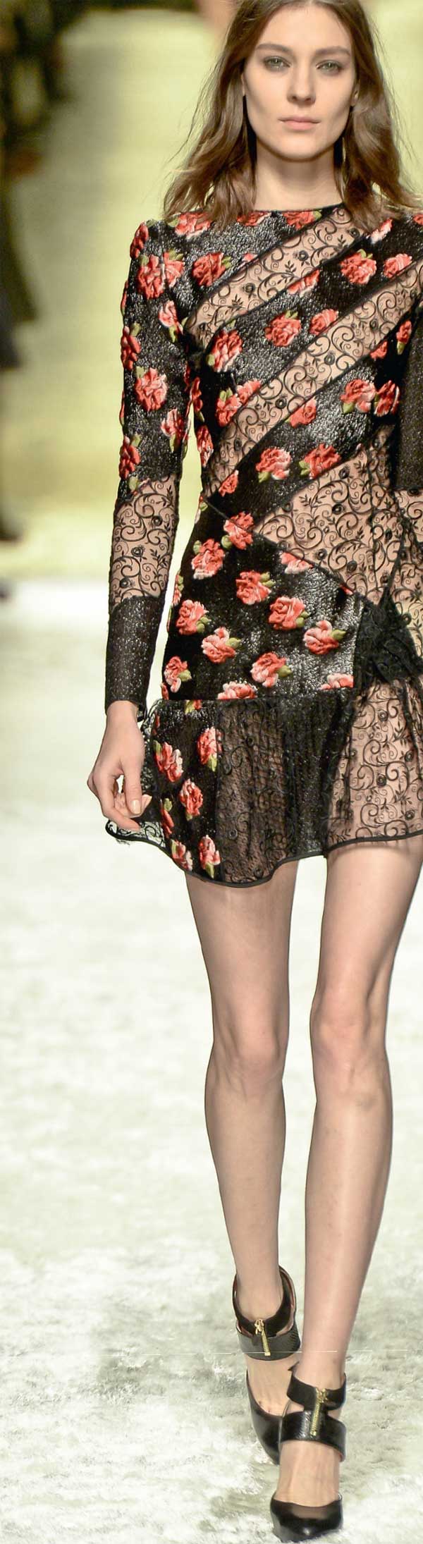 Modanın kalbi yine Milano'da attı