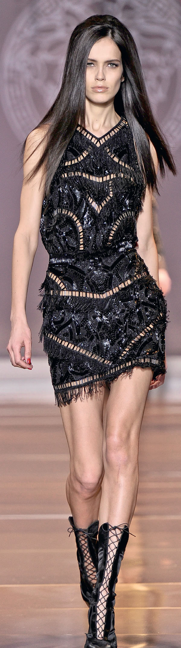 Modanın kalbi yine Milano'da attı