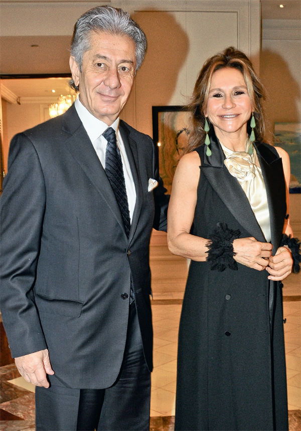 Kayahan ve Kuyumciyan ailelerinin mutlu günü