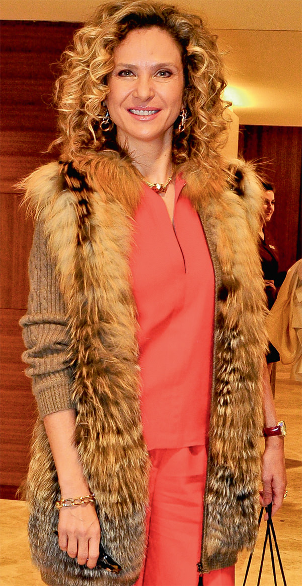 Yeni yaşını yeni otelinde kutladı