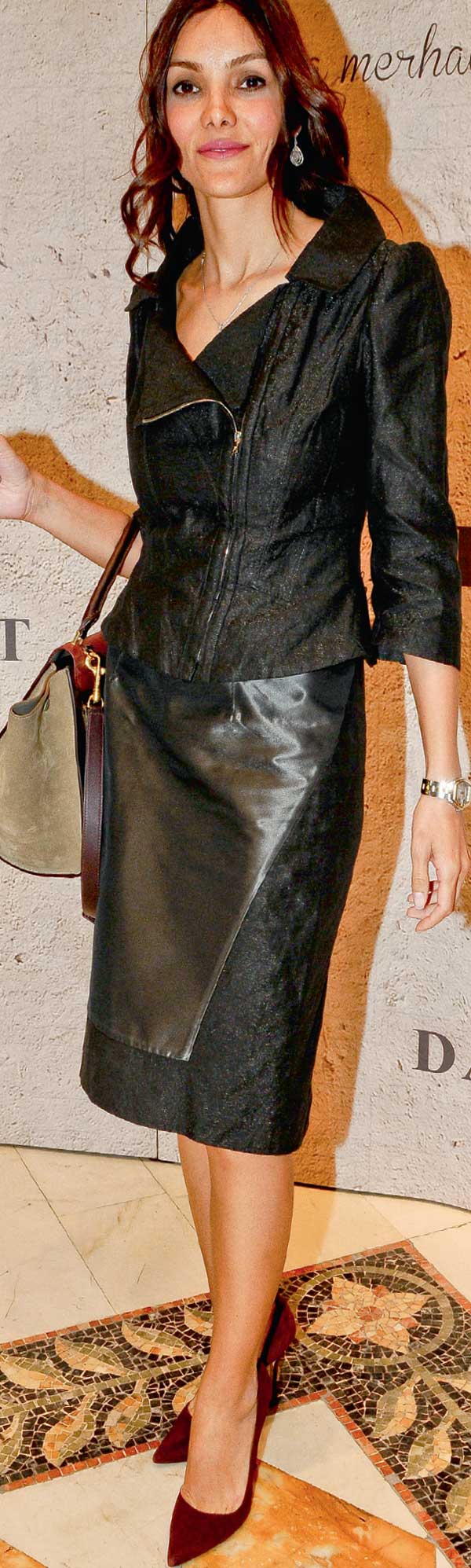 Yeni koleksiyona özel tanıtım