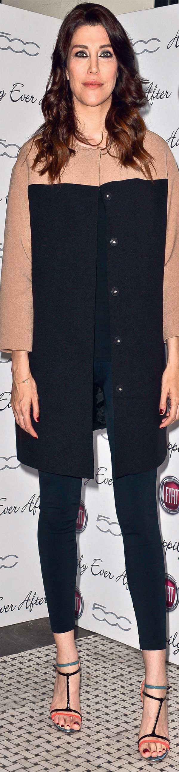 9. yılını partiyle kutladı