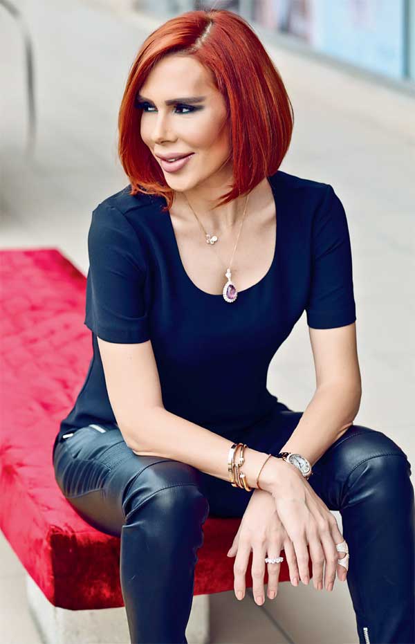 "İçimden geldiği gibi yaşarım"