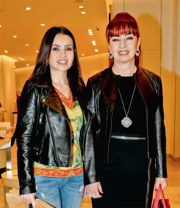 Yaz makyajı nasıl yapılır?