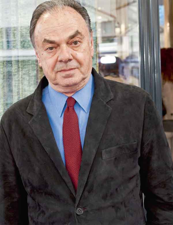 Stepevi Cenevre'de mağaza açtı