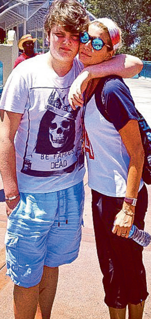 Alp Ali Şen fotoğrafları