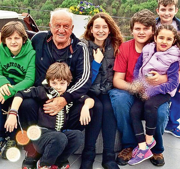 Alp Ali Şen fotoğrafları