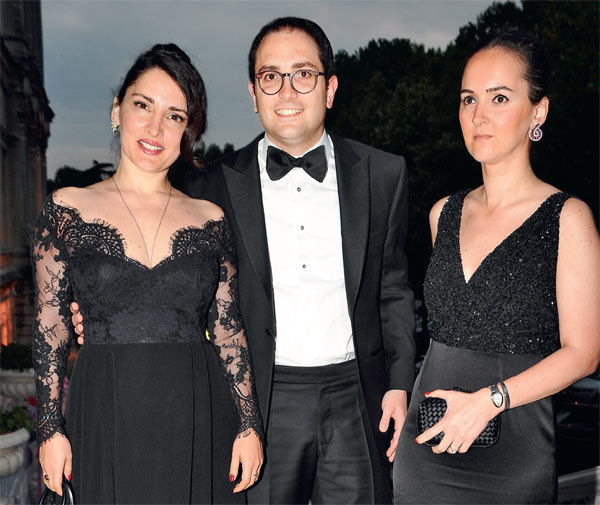 Aşklarını evlilikle taçlandırdılar