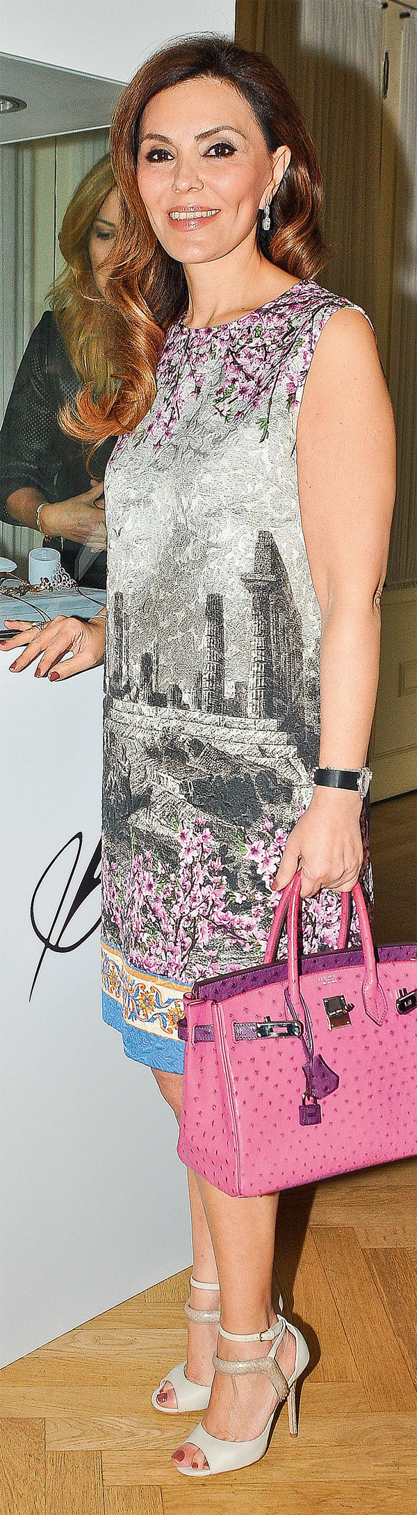 Takı koleksiyonunu tanıttı