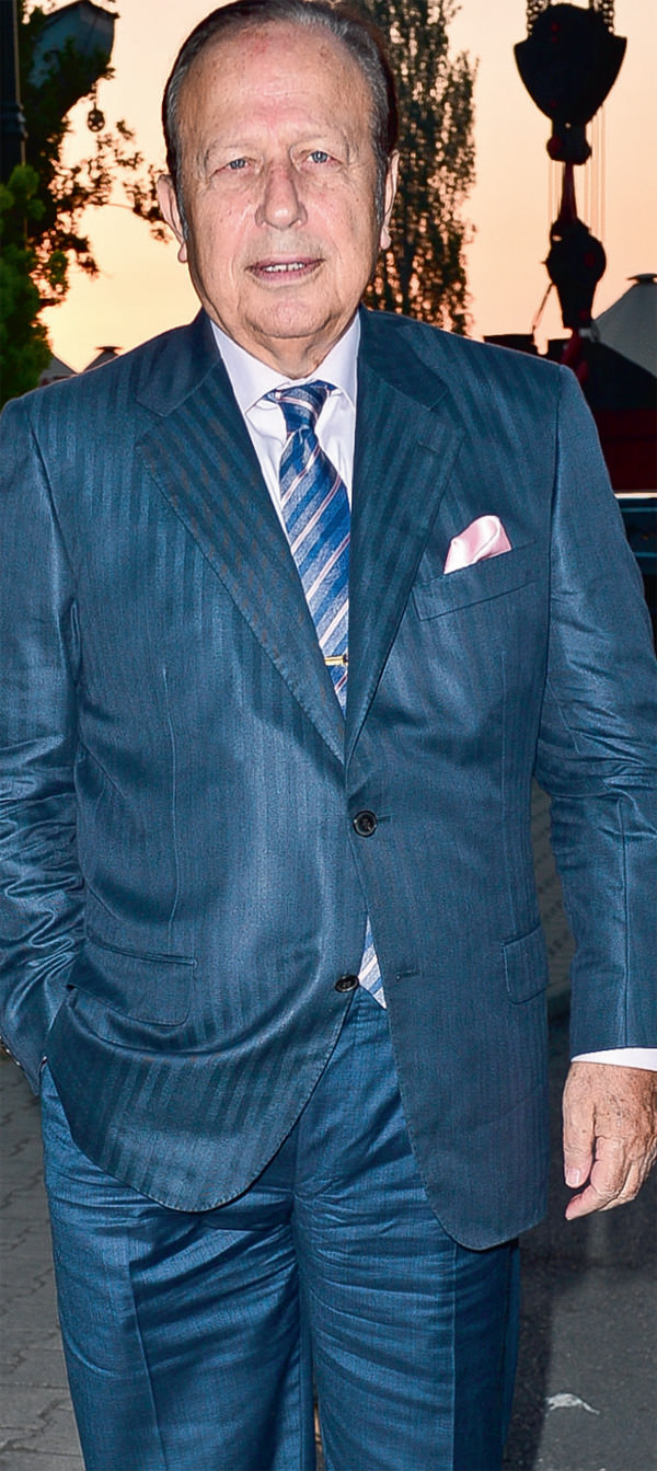 Koç Ailesi'nden iftar daveti