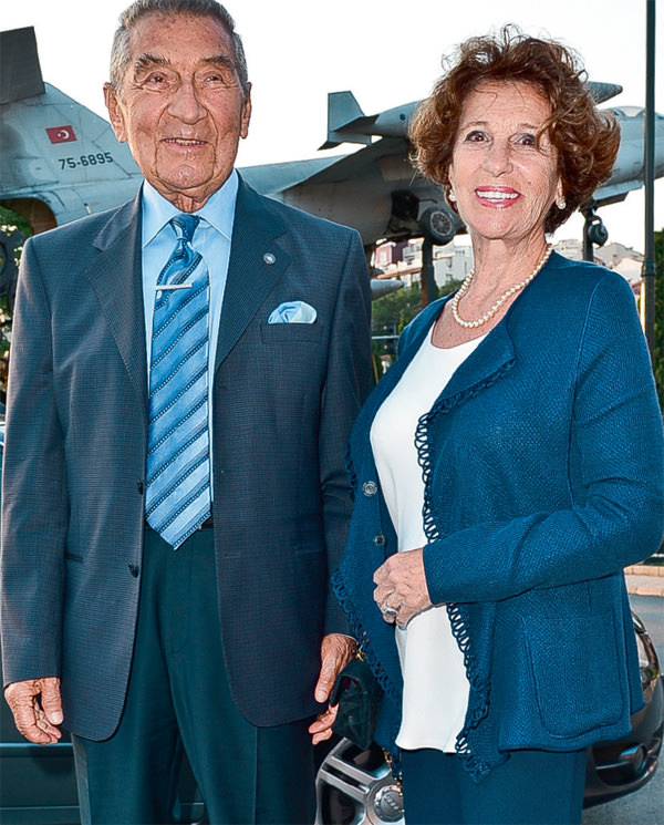 Koç Ailesi'nden iftar daveti