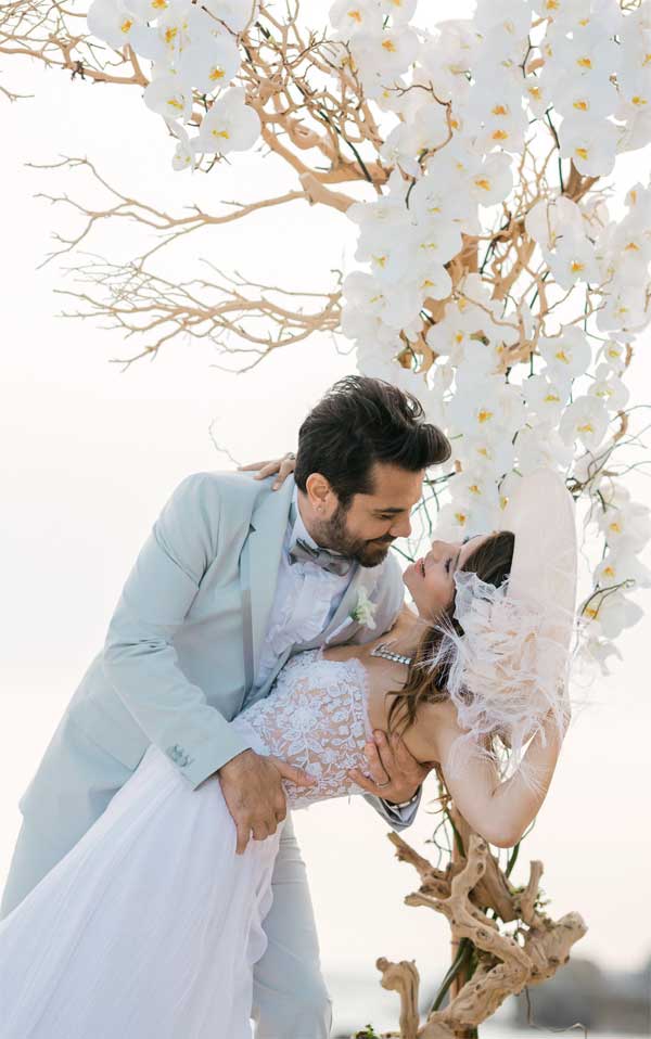 Romantik bir düğünle 'evet' dediler