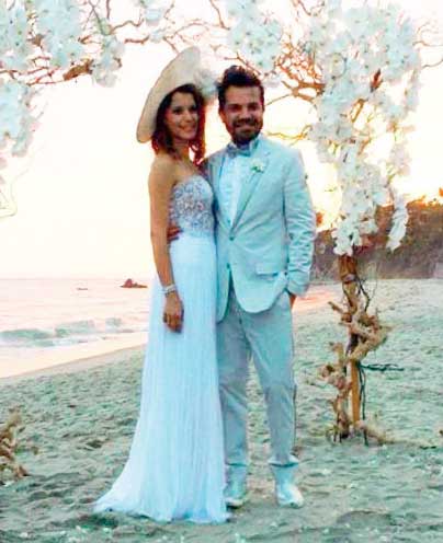 Romantik bir düğünle 'evet' dediler