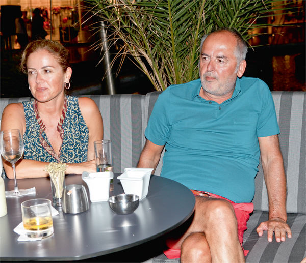 Sergi açılışında buluştular