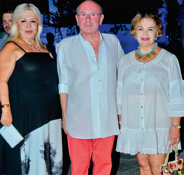 BMW yeni modelini Bodrum'da tanıttı