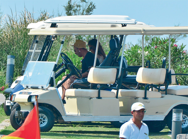 İş arkadaşıyla tatilde