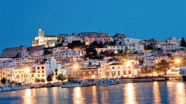 Eğlenceli bir tatil için Ibiza