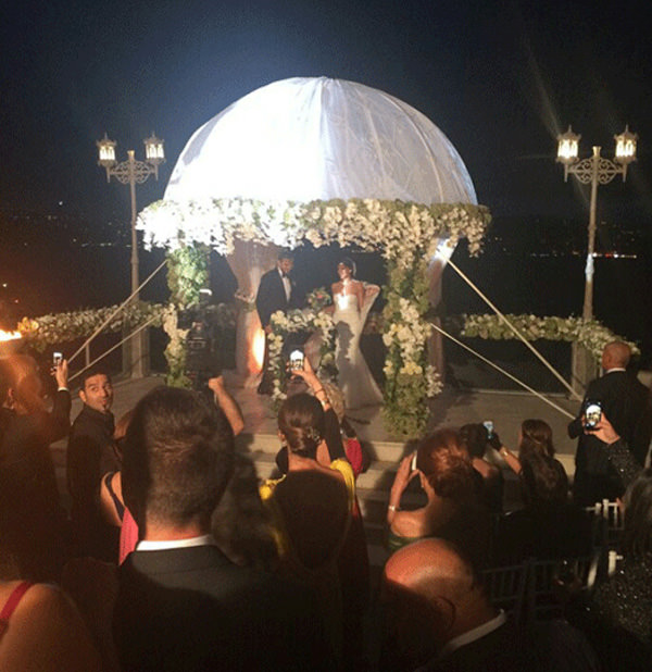 Engin Altan Düzyatan Neslişah Alkoçlar evlendi