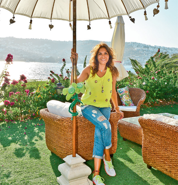 Gülay Kuriş fotoğrafları