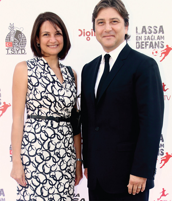 Ünlü futbolcular bir araya geldi