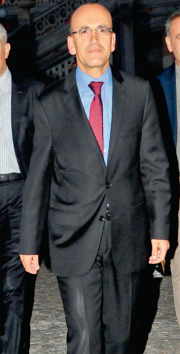 Ruşen Ekşi ve Öznur Güneş evlendi