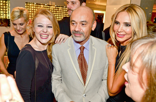 Christian Louboutin daveti