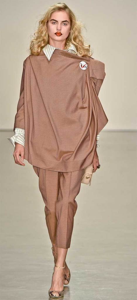 Moda rüzgarı Londra'da devam ediyor