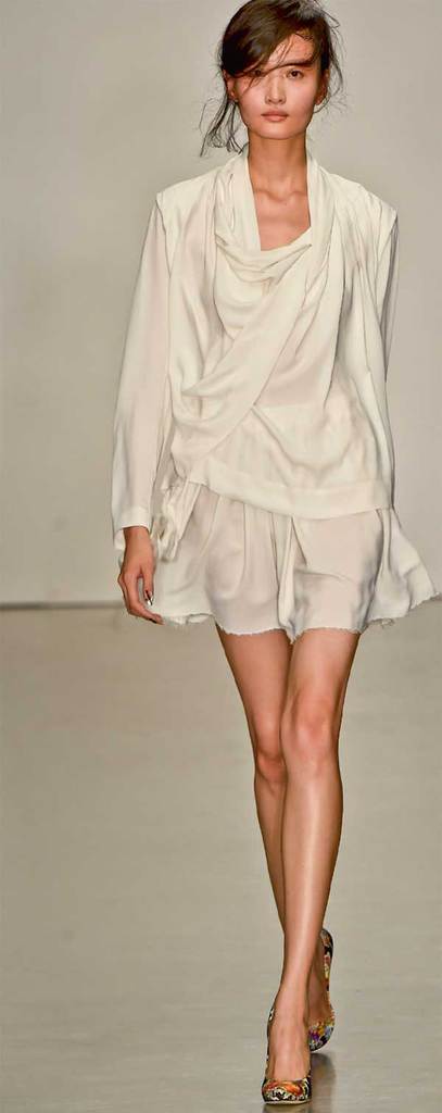 Moda rüzgarı Londra'da devam ediyor