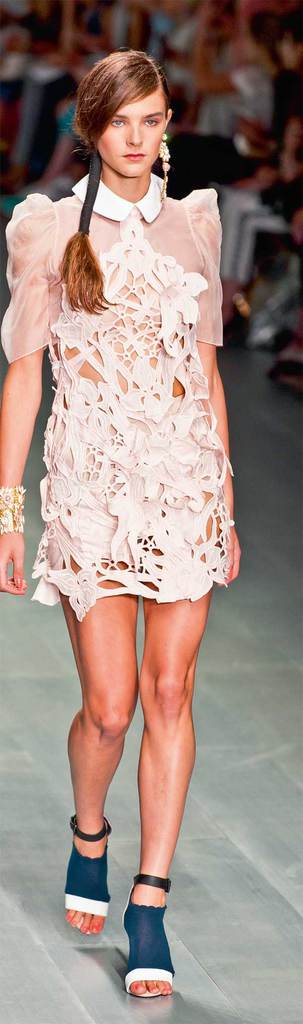 Moda rüzgarı Londra'da devam ediyor