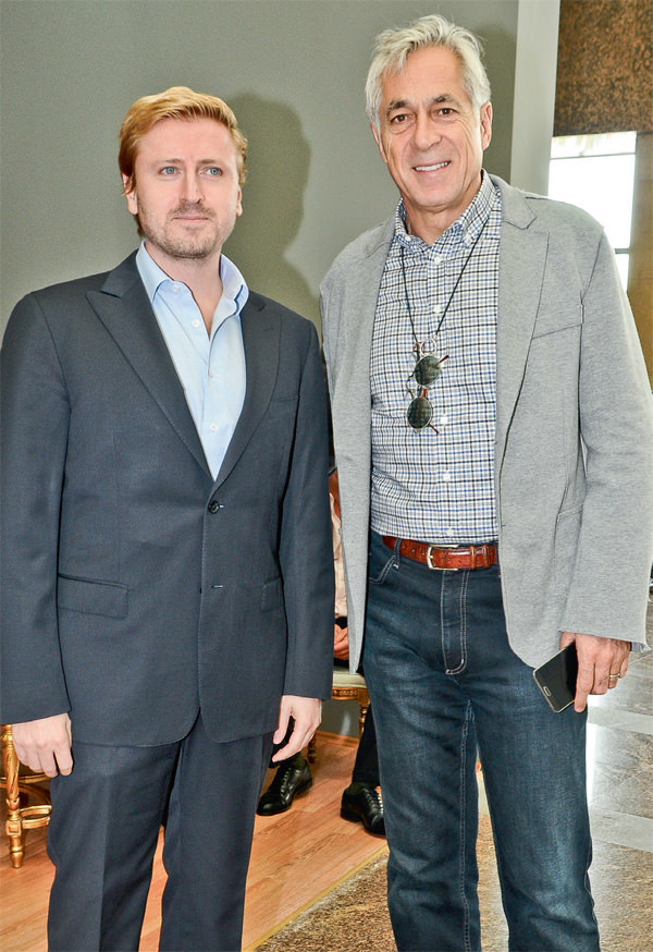 Çağdaş sanat fuarı açıldı