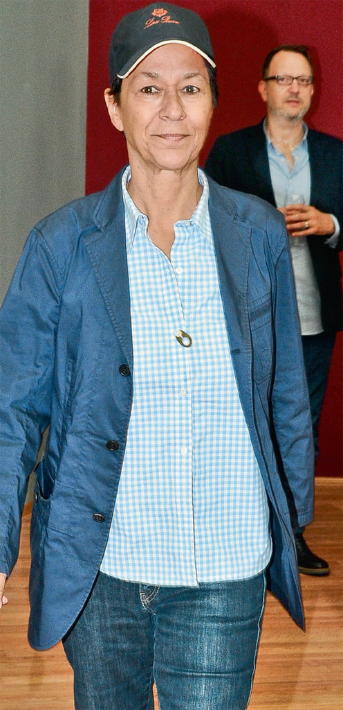 Çağdaş sanat fuarı açıldı