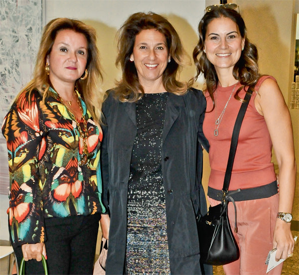 Çağdaş sanat fuarı açıldı