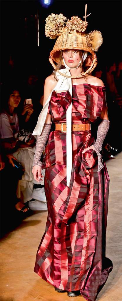 Modanın kalbi Paris'te attı