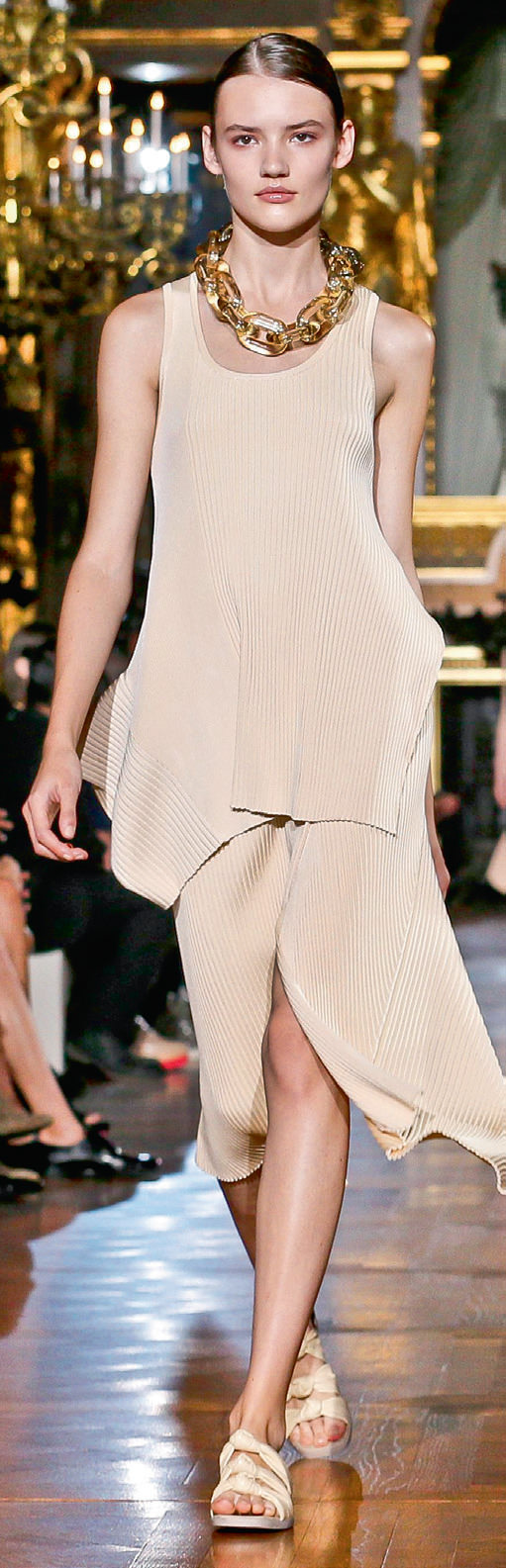 Modanın kalbi Paris'te attı