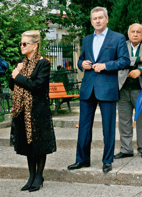 Haydar Akın son yolculuğuna uğurlandı