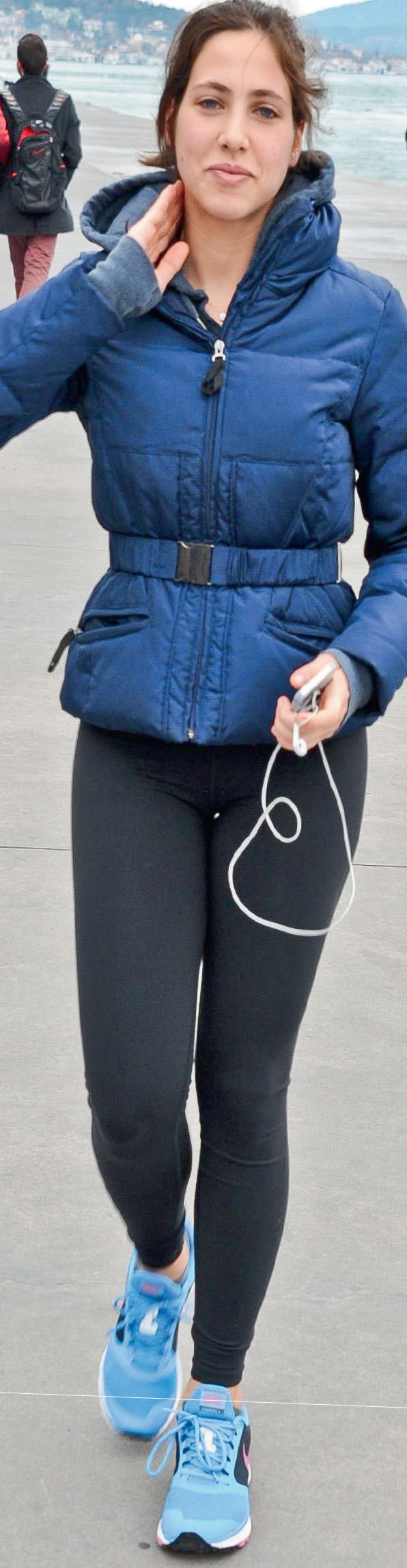 Ünlü isimler sokakta form tutuyor