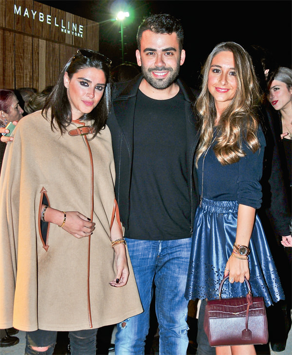 Western kasabasında defile