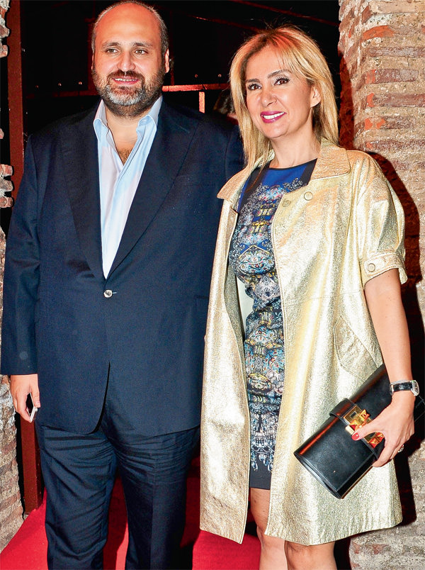 Kadın damatlar görücüye çıktı