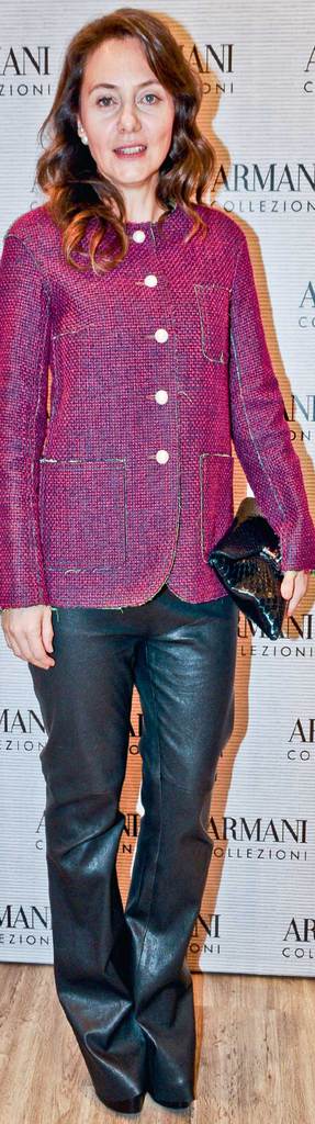 Yeni mağazada görkemli tanıtım daveti