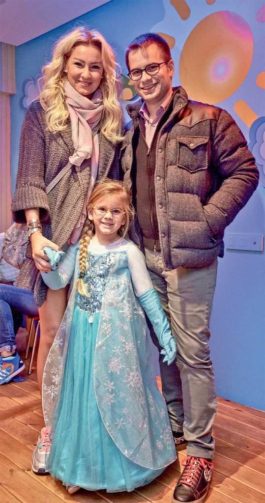 Kostümlü doğum günü partisi