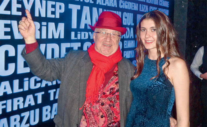 Erkan Özerman’a dört özel parti