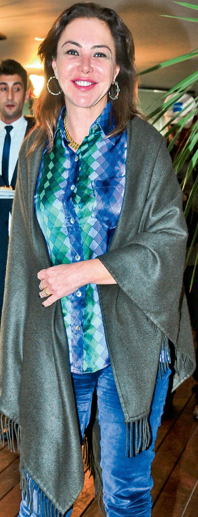 İki koleksiyon tanıttı