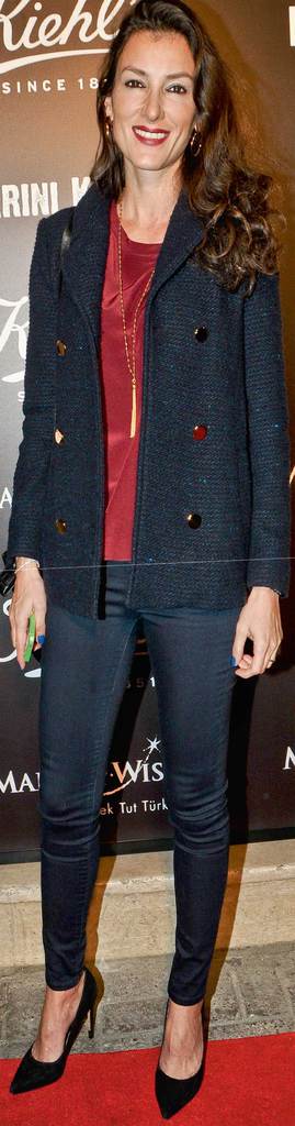 Ünlülerin uçakları satışta