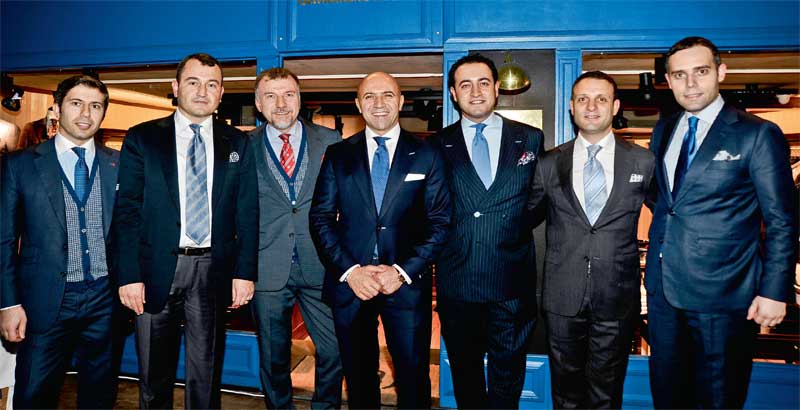 Yeni mağazasını açtı