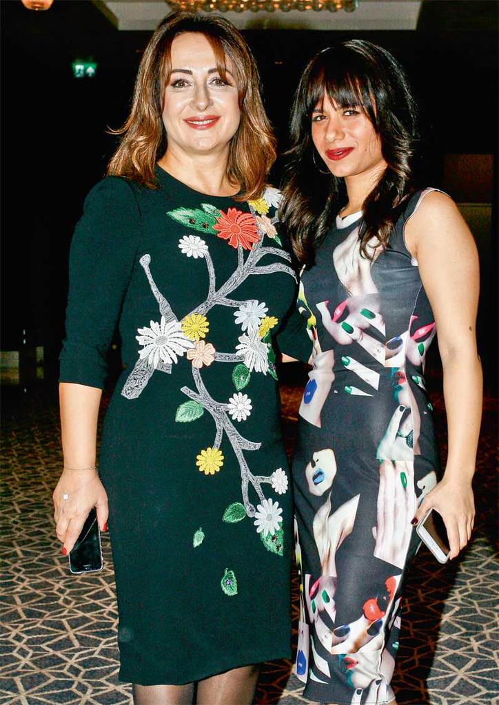 Yeni güzellik tekniğini tanıttı