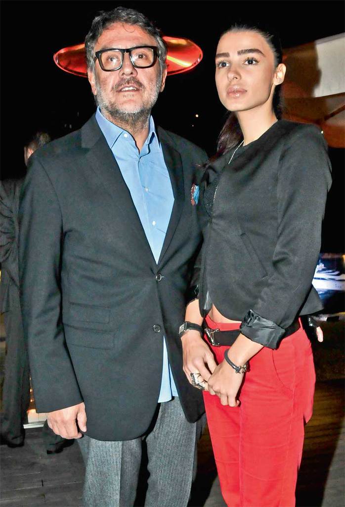 Lüks yatlar rezidansta görücüye çıktı